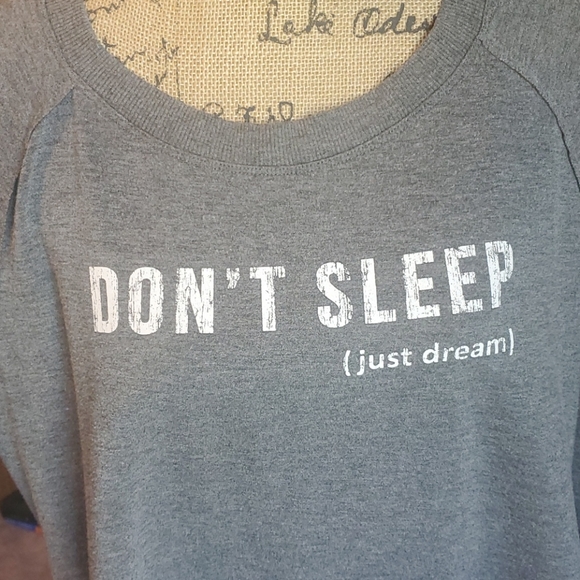 Secret Treasures grey sweatshirt size XL - Picture 2 of 9